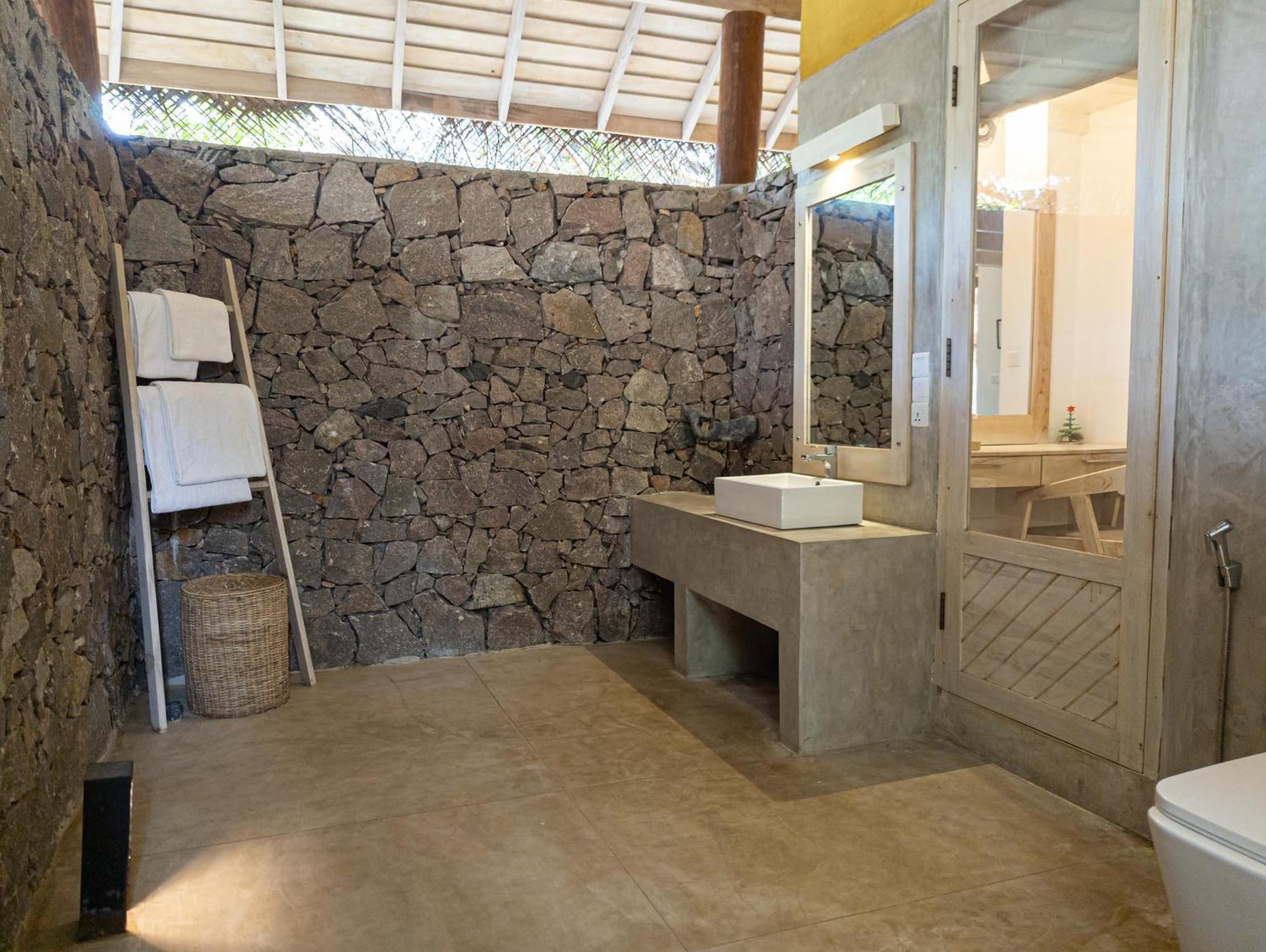 Hiru Villas And Kitesurfing Kalpitiya Luaran gambar